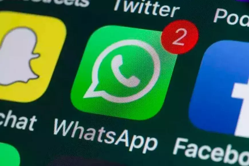 واتساب يصيب الهواتف تلقائيًا! يرسل رسائل إلى كل شخص في جهات الاتصال
